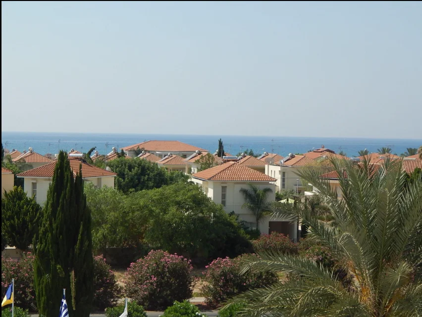 OFERTĂ SPECIALĂ – LARNACA, CIPRU  5nopți in Iunie 4