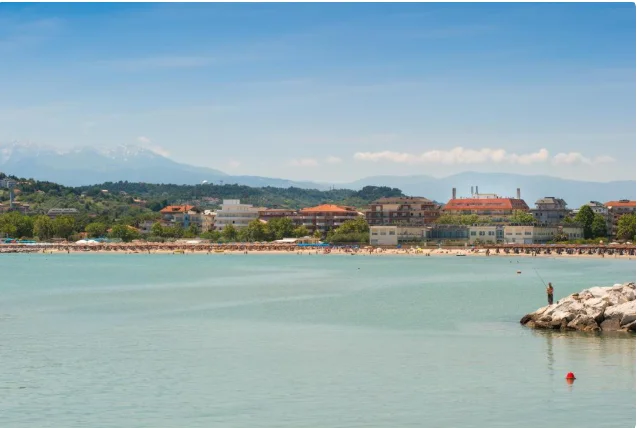 OFERTĂ SPECIALĂ – PESCARA, ITALIA 5 Nopți in Iunie 7