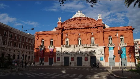 🌴 CITY BREAK – BARI, ITALIA 🌴 5Nopți 2
