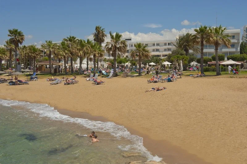 Louis Ledra Beach 4 6