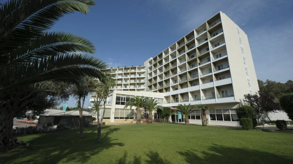 Evia Riviera Resort (formerly Amarynthos Resort) 10